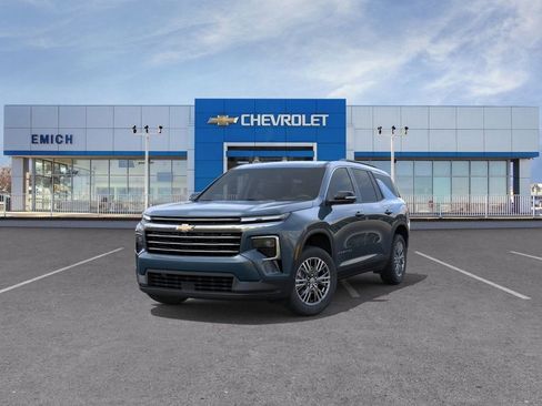 New 2026 Chevrolet Traverse LT w/ LPO, Floor Liner Package image 8