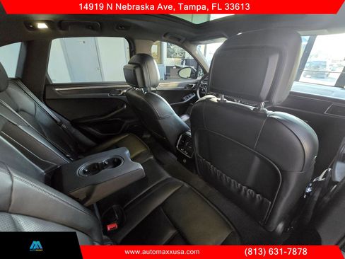 Used 2018 Porsche Macan GTS image 34