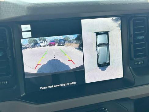 Used 2022 Ford Bronco Wildtrak AWD/4WD image 35