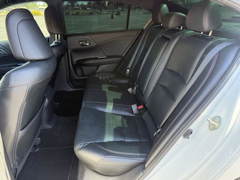 Used 2017 Honda Accord Sport Special Edition image 22