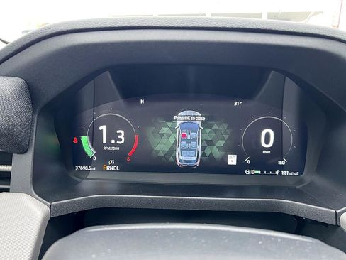 Used 2025 Ford Explorer Active w/ Active Comfort Package image 21