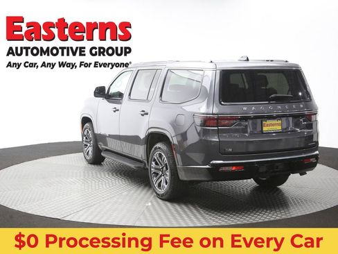 Used 2024 Jeep Wagoneer Series II AWD/4WD image 68
