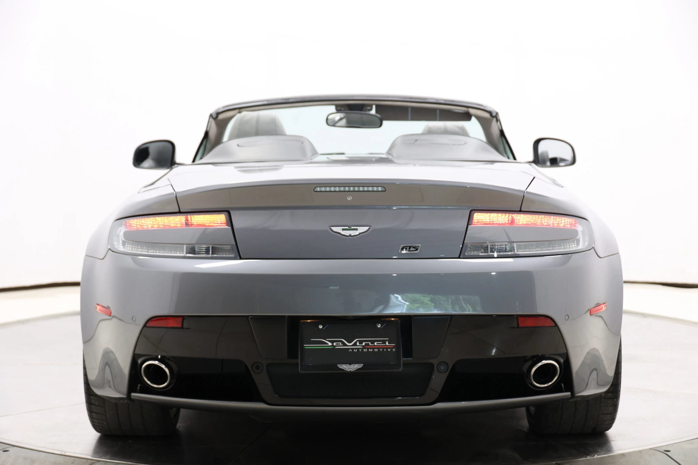 Used 2016 Aston Martin V8 Vantage S RWD image 37