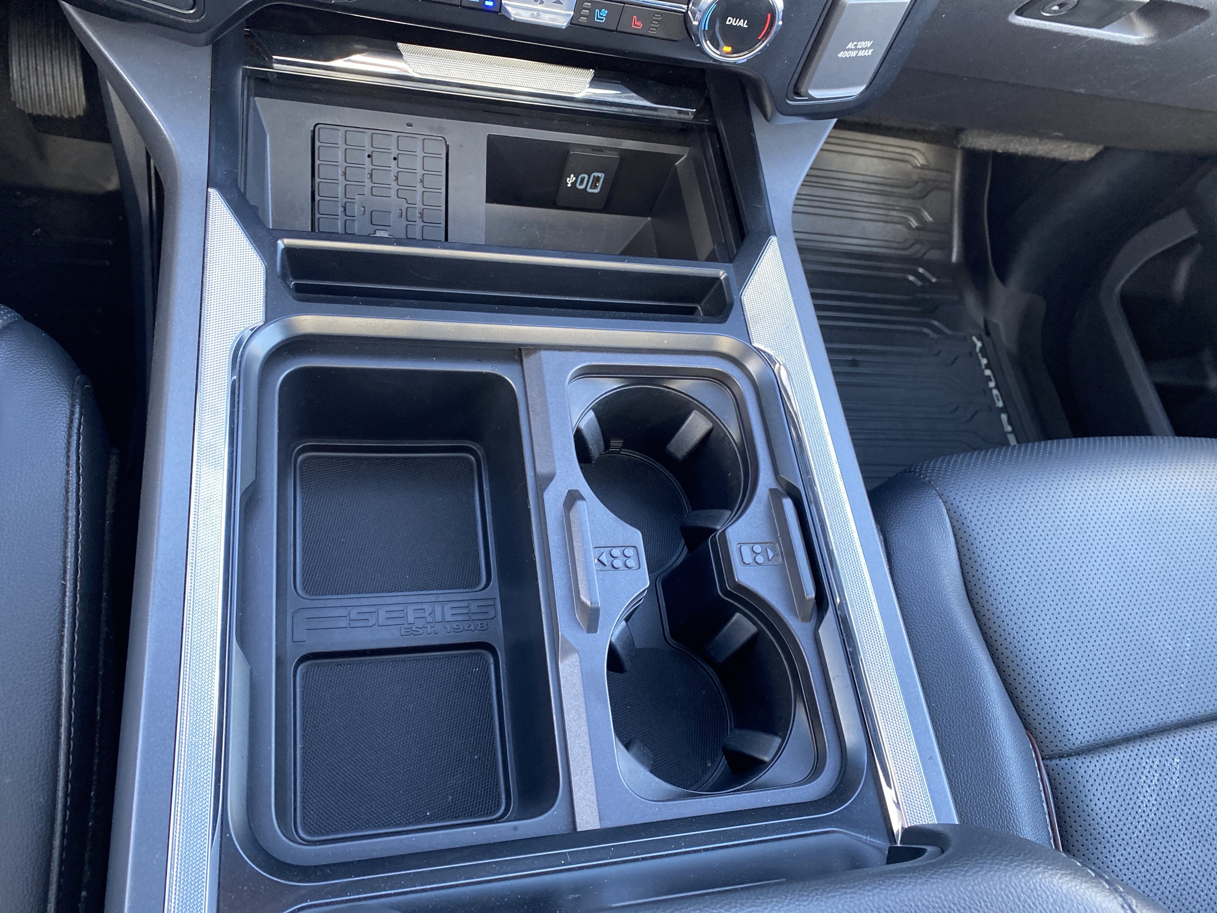 Used 2024 Ford F350 Lariat w/ Camper Package AWD/4WD image 22