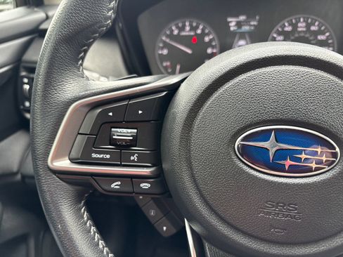 Used 2022 Subaru Outback Premium image 16