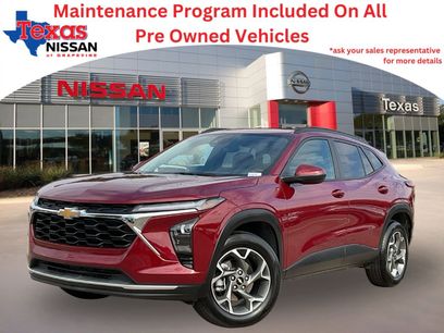 Used 2025 Chevrolet Trax LT