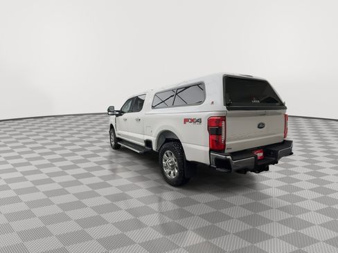 Used 2023 Ford F350 Lariat w/ Chrome Package image 2