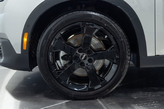Certified 2025 MINI Cooper Countryman S AWD/4WD image 21