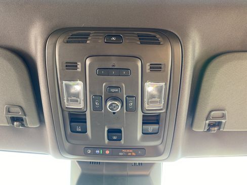 Used 2022 Cadillac Escalade ESV Sport w/ Touring Package image 29