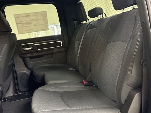 New 2026 RAM 2500 Big Horn AWD/4WD image 20
