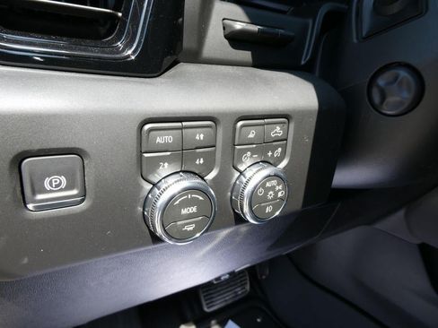 New 2026 GMC Sierra 1500 AT4 w/ AT4 Premium Package AWD/4WD image 22