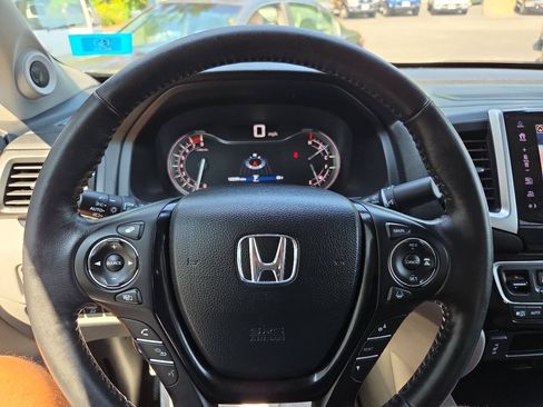 Used 2018 Honda Ridgeline RTL-E image 10