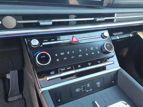 New 2026 Hyundai Santa Fe Limited AWD/4WD image 22