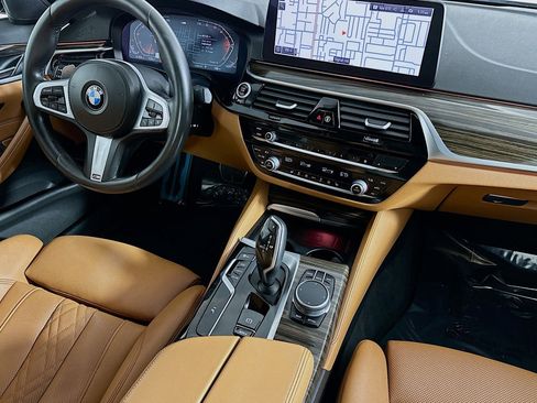 Used 2021 BMW 540i w/ M Sport Package image 6