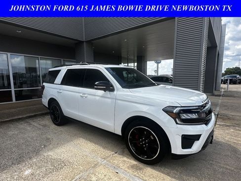 Used 2023 Ford Expedition Limited image 13