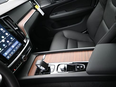 New 2026 Volvo V60 B5 Cross Country Plus w/ Climate Package image 16