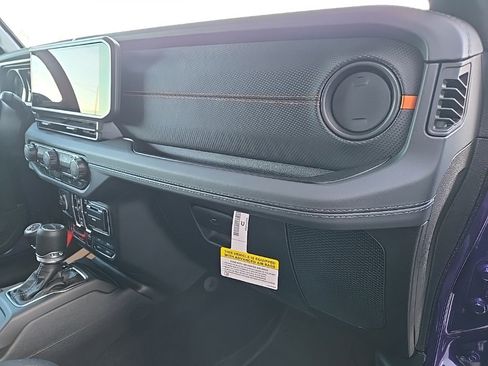 New 2026 Jeep Gladiator Mojave image 83