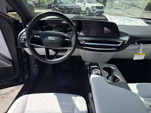 New 2026 Cadillac Lyriq Signature Sport w/ LPO, Floor Liner Package RWD image 19