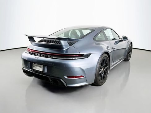 Certified 2025 Porsche 911 Carrera RWD image 9