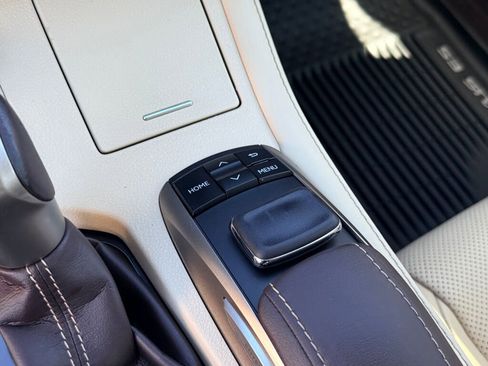 Used 2018 Lexus ES 350 image 23