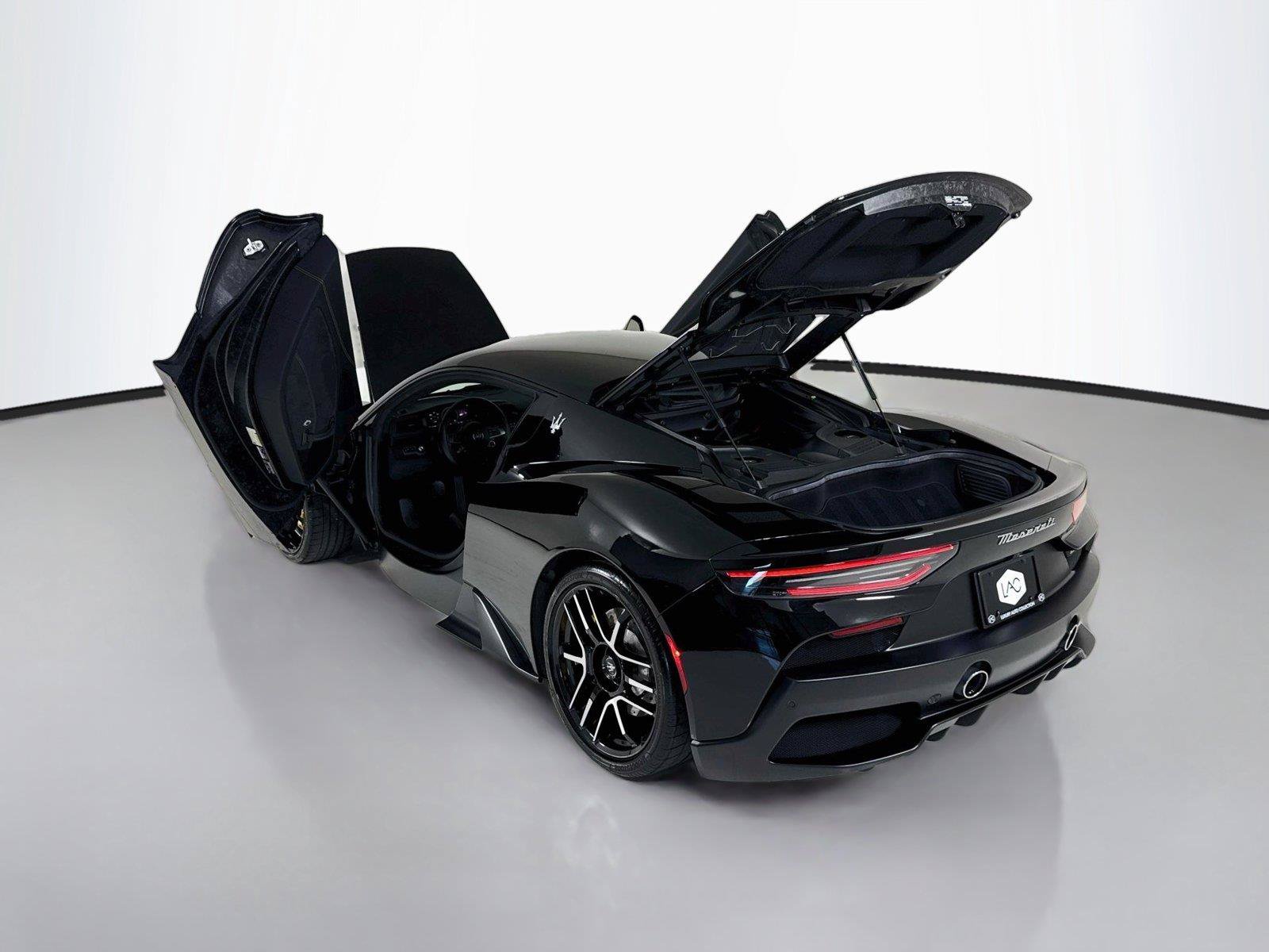 Used 2022 Maserati MC20 Coupe RWD image 40