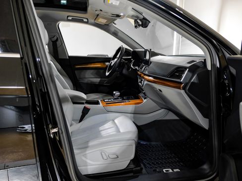 Used 2023 Audi Q5 2.0T Premium Plus image 39