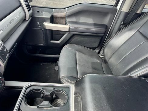 Used 2021 Ford F250 Lariat w/ Lariat Value Package image 13