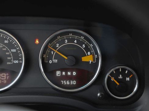 Used 2014 Jeep Compass Limited w/ Sun/Sound Group image 16