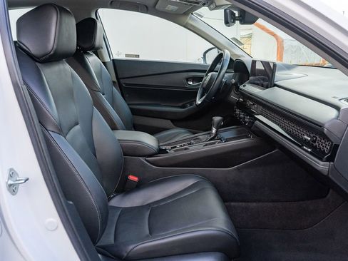 Used 2024 Honda Accord Touring image 21