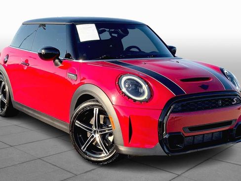 Used 2023 MINI Cooper S image 2