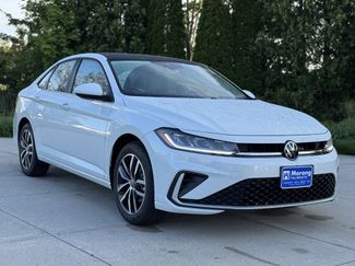 New 2025 Volkswagen Jetta SE video 1