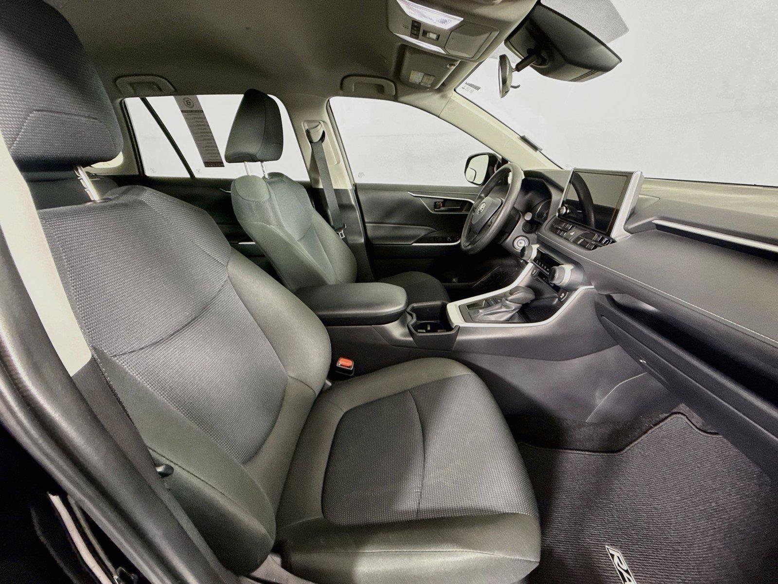 Certified 2025 Toyota RAV4 LE FWD image 37