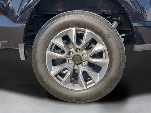 Used 2023 Ford F150 XLT image 9