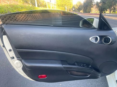 Used 2008 Nissan 350Z Coupe w/ Cargo Convenience Pkg image 13