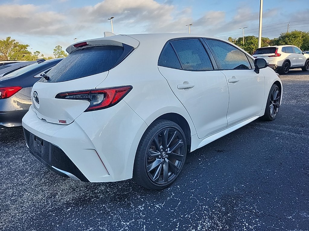 Used 2023 Toyota Corolla XSE FWD image 3