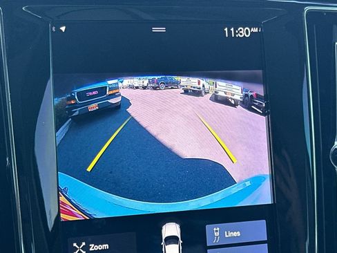Used 2019 Volvo S60 T6 Momentum w/ Multimedia Package AWD/4WD image 19