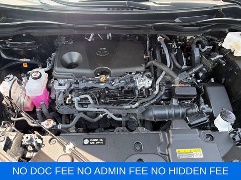 Used 2025 Toyota Sienna XLE FWD image 24