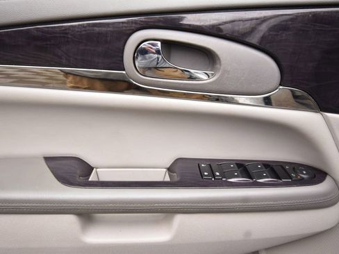 Used 2017 Buick Enclave Convenience image 21