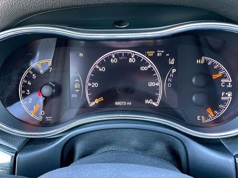 Used 2018 Jeep Grand Cherokee Trailhawk w/ Trailhawk Luxury Group image 21