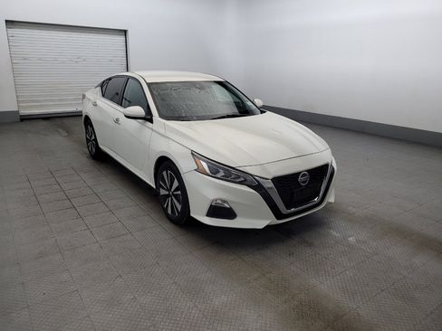Used 2022 Nissan Altima 2.5 SV AWD/4WD image 13