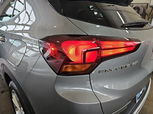 Used 2023 Buick Encore GX Preferred w/ Cold Weather Comfort Package image 31