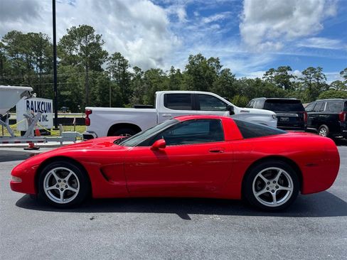 Used 2000 Chevrolet Corvette Coupe w/ Roof Pkg RWD image 5