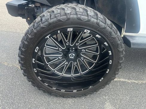 Used 2011 Jeep Wrangler Unlimited Sport AWD/4WD image 13