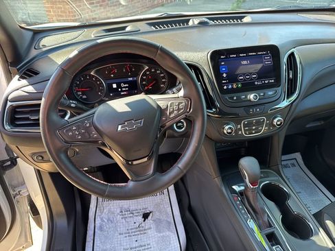 Used 2023 Chevrolet Equinox RS FWD image 18