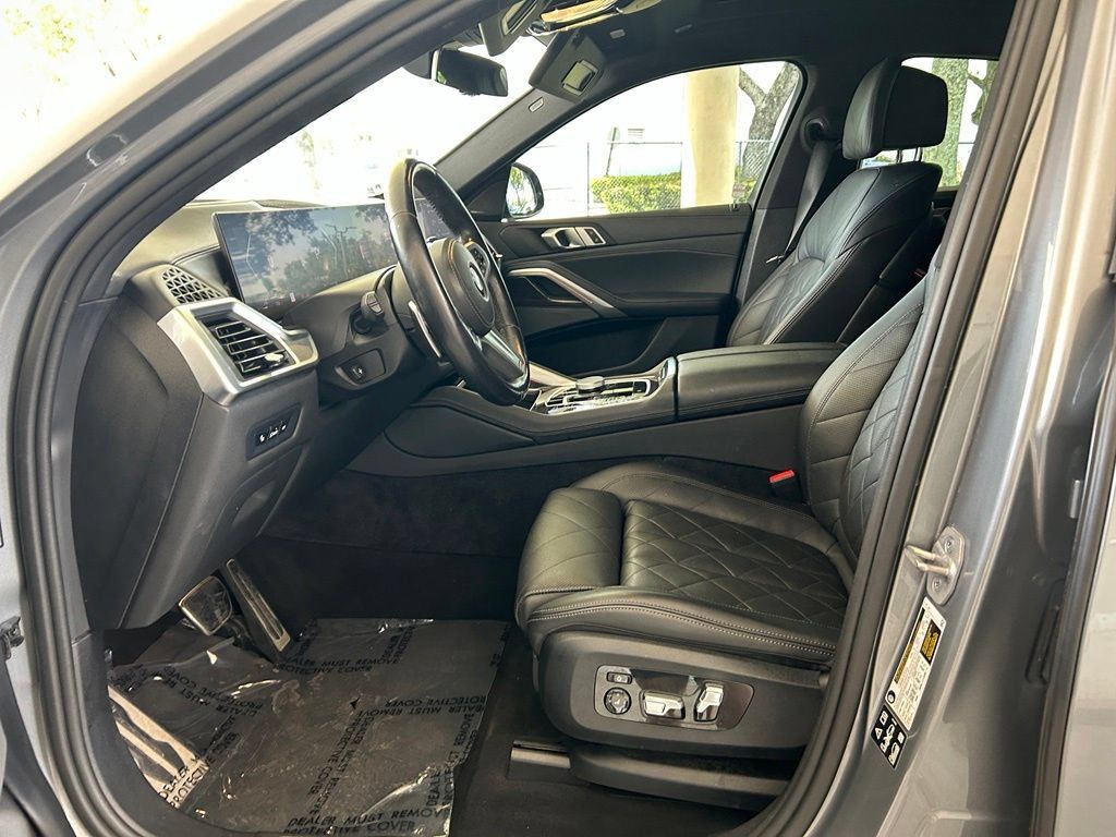 Used 2024 BMW X6 xDrive40i AWD/4WD image 6
