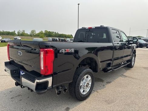 New 2025 Ford F350 XLT image 3
