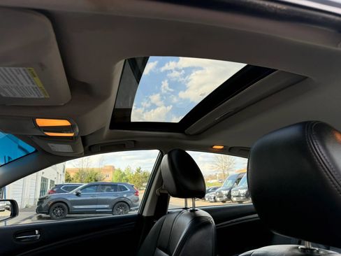 Used 2011 Nissan Altima 2.5 SL w/ Technology Pkg image 38