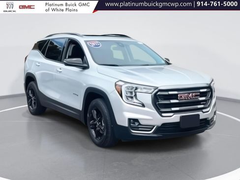 Used 2022 GMC Terrain AT4 image 1