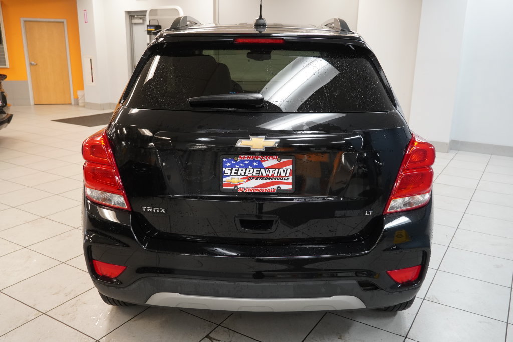 Used 2019 Chevrolet Trax LT w/ LT Convenience Package FWD image 9