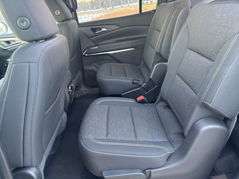 New 2025 Chevrolet Traverse LT w/ Midnight/Sport Edition image 48